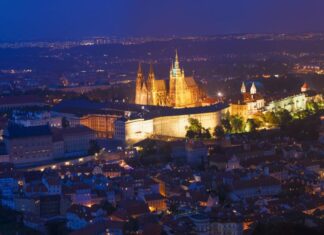 Praga, la città delle cento torri castello di praga